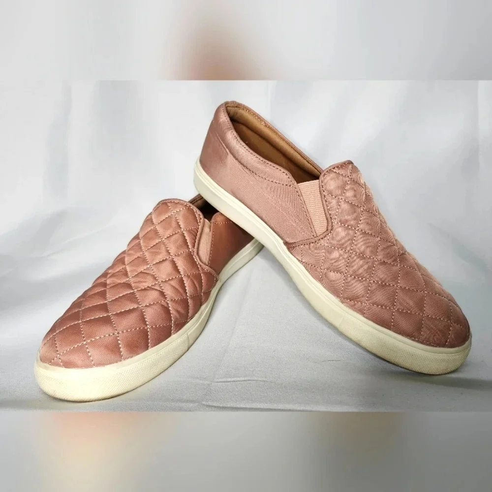 a new day Quilted Slip-On Sneakers in Dusty Rose with Cream Soles
